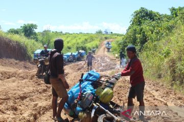 KPU Pesisir Barat-Lampung distribusikan logistik 3T pakai 18 ojek