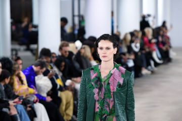 Merek asal China pamerkan koleksi busana di New York Fashion Week