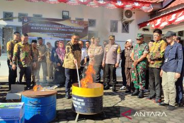 KPU Kota Bengkulu musnahkan tiga ribu lebih surat suara rusak