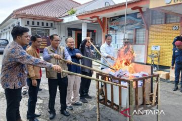 KPU Temanggung musnahkan 7.211 surat suara rusak 