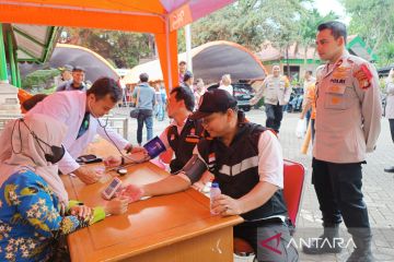 Kepolisian periksa kesehatan panitia pemilu Mampang Prapatan
