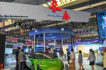China dominasi penjualan mobil energi baru secara global