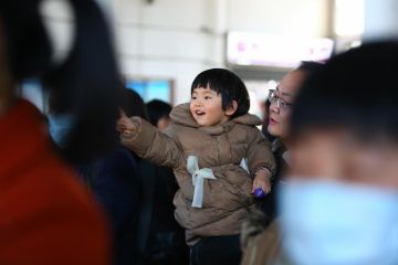 Liburan Tahun Baru Imlek berakhir, China catat lonjakan perjalanan
