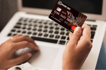 Untung transaksi di luar negeri dengan Kartu Kredit BRI World Access