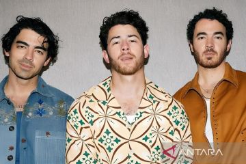 Jonas Brothers hampir lewatkan konser di Indonesia