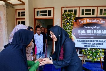 Bupati Banyuwangi tawarkan putra ketua KPPS meninggal kursus tambahan