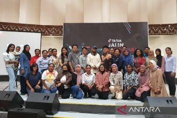 Billy Mambrasa harap UMKM muda Papua terus produktif manfaatkan medsos