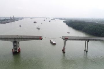Investigasi: Kesalahan kru picu tabrakan kapal-jembatan di Guangzhou