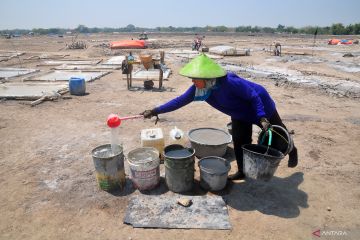 Bleduk Kuwu, asinnya garam dari perut bumi
