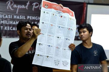 Perolehan suara Pemilu satu TPS di Denpasar dihitung ulang