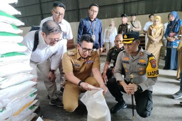 Pj Wali Kota Mojokerto instruksikan ASN beli beras premium Bulog