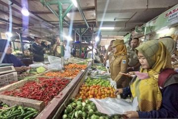 Jelang Ramadhan, Pemkot Jaktim sidak harga beras dan cabai di pasar