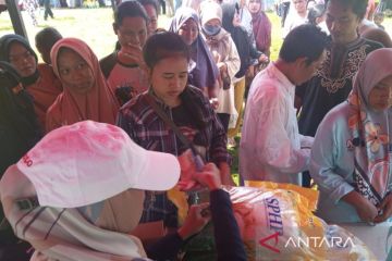 Bulog Cirebon bantu empat pemda sediakan beras murah untuk warga