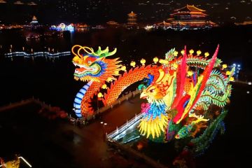 Keindahan China yang gabungkan teknologi dan seni saat perayaan Imlek