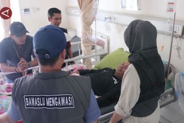 Empat pengawas pemilu di Banda Aceh masih dirawat akibat kelelahan
