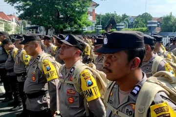 Ribuan personel siap amankan Pemilu di lima daerah rawan Jatim