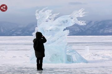 Festival patung es 'Misteri Danau Baikal' digelar di Rusia