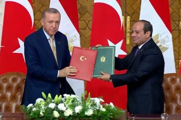 Erdogan gelar kunjungan langka ke Mesir