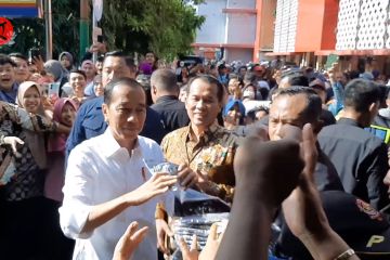 Tinjau pasar Wonogiri Kota, Jokowi akui harga beras naik