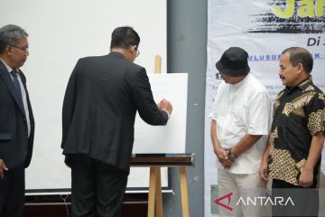 50 seniman lukis dan pematung ikuti Pameran Seni Rupa Janur Kuning