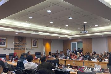 Legislator minta PPKUKM DKI ajak asosiasi matangkan sewa loksem