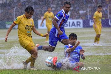 PSBS Biak kalahkan Semen Padang FC 3-0 di leg pertama final Liga 2