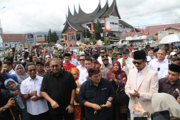 Menteri BUMN apresiasi pusat kuliner "stasiun lambuang" Bukittinggi