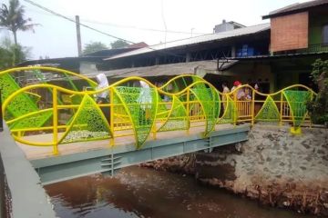 Pemkot Jaksel selesaikan pembangunan tujuh jembatan antar kampung