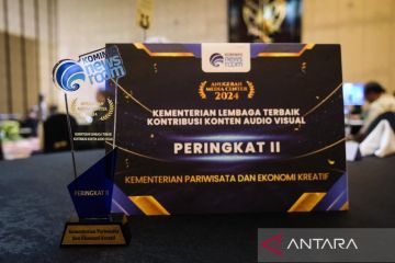 Kemenparekraf raih penghargaan AMC kategori konten audio visual