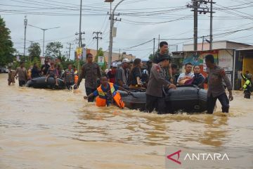 Banjir lebih dari 1 meter rendam delapan kelurahan di Kota Sorong