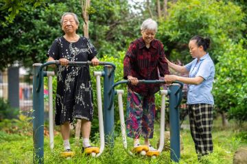 China akan tingkatkan ekonomi perak di tengah populasi yang menua