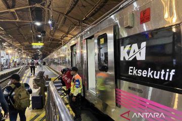 KAI tambah 344 tiket angkutan Lebaran di Stasiun Gambir-Pasar Senen