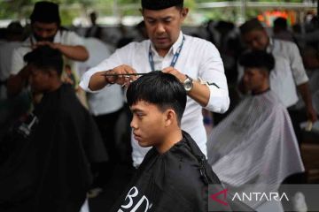 Potong rambut gratis jelang Ramadhan di Surabaya