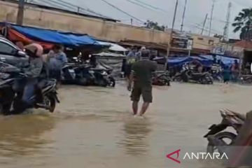Jalur nasional penghubung 4 kabupaten di Pulau Madura terendam banjir
