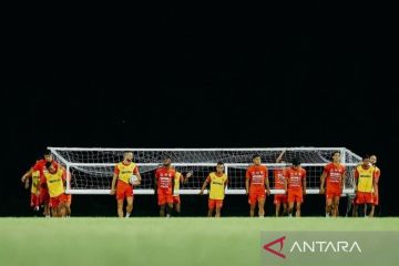 Bali United jalani latihan malam selama bulan puasa