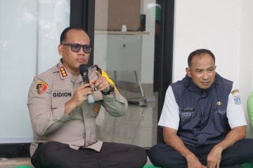 Polisi berikan layanan kesehatan petugas di TPU Budi Dharma