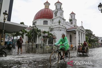 Banjir di Kota Lama Semarang