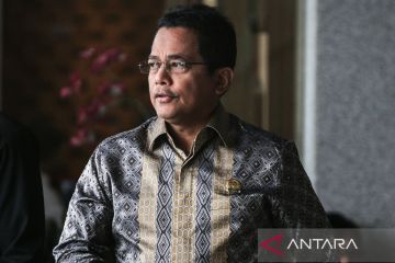 KPK periksa Sekjen DPR sebagai saksi korupsi rumah jabatan