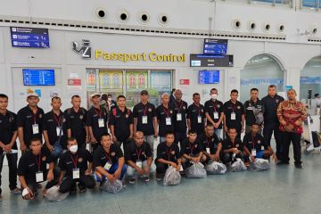 KRI Songkhla repatriasi 28 nelayan Indonesia dari Thailand