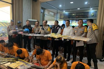 Polres Jakarta Utara tangkap pria bawa 7.763  pil ekstasi