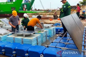 ITS luncurkan purwarupa PLTS apung laut pertama di Indonesia
