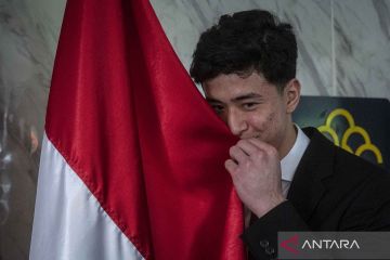 Pesepak bola Cyrus Margono resmi jadi WNI