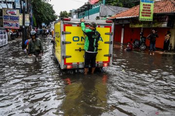 Banjir genangi wilayah Joglo Jakarta Barat