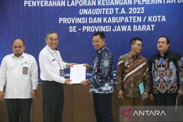 Pj Bupati Bogor serahkan LKPD 2023 ke BPK