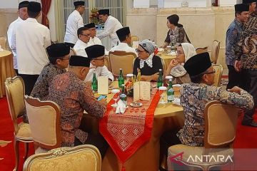 Nasi mandi jadi hidangan utama 'bukber' Presiden dan para menteri