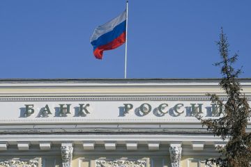 Bank sentral Rusia perpanjang pembatasan transfer uang ke luar negeri