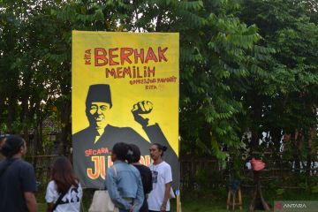 Pameran seni bertajuk "Cover Up" di Denpasar manfaatkan APK bekas