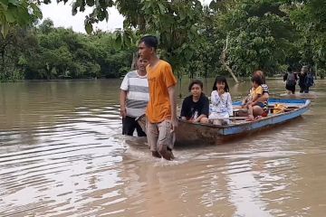 Dua kampung di Sragen terendam banjir, ratusan KK terisolir