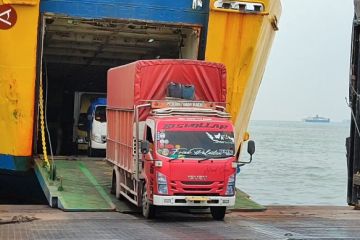 Kendaraan tertahan lima jam di Pelabuhan Merak, dua opsi dibuka