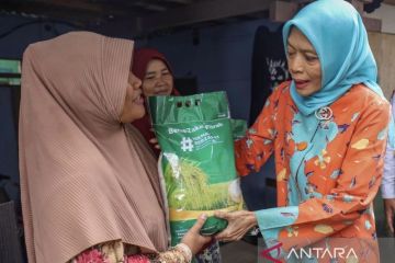 Baznas RI salurkan zakat fitrah ke 250 warga Kota Bogor